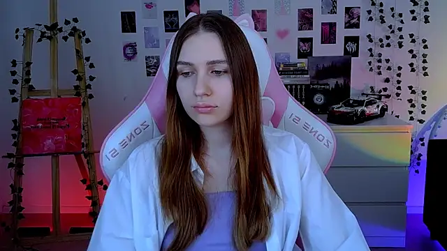 AliceCharmy online show from October 2025 06:23:01 AM