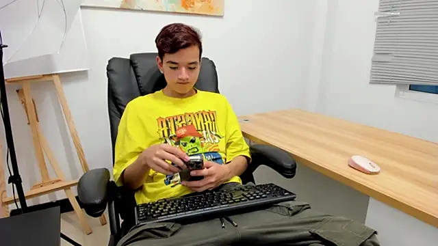 Snapshot of bunny_maxi chatting on November 2025 12:26:01 PM bunny maxi online show from November 2025 12:26:01 PM