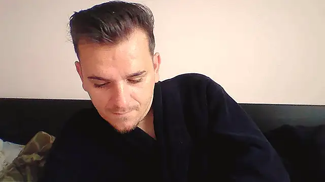 Huge cock22cm online show from November 2025 08:47:01 AM