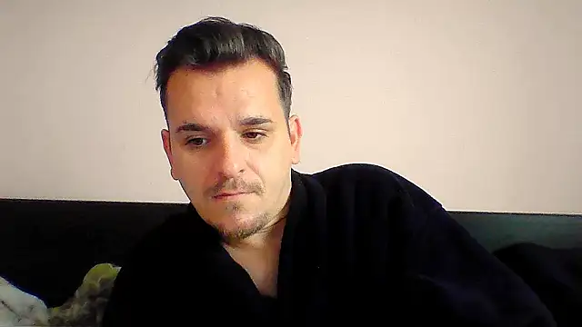 Huge cock22cm online show from December 2025 09:03:01 AM