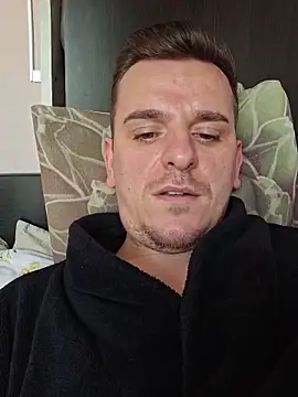 Huge cock22cm online show from February 2026 12:12:01 PM