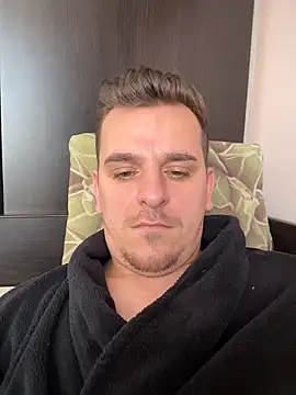 Huge cock22cm online show from March 2026 10:06:01 AM