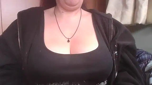 MissKisu online show from May 2026 10:11:02 AM