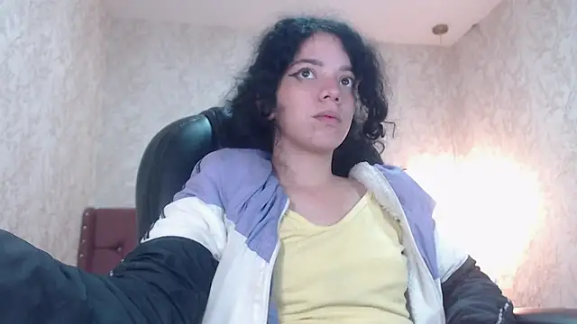 EmmaCowperr online show from January 2025 03:28:02 AM