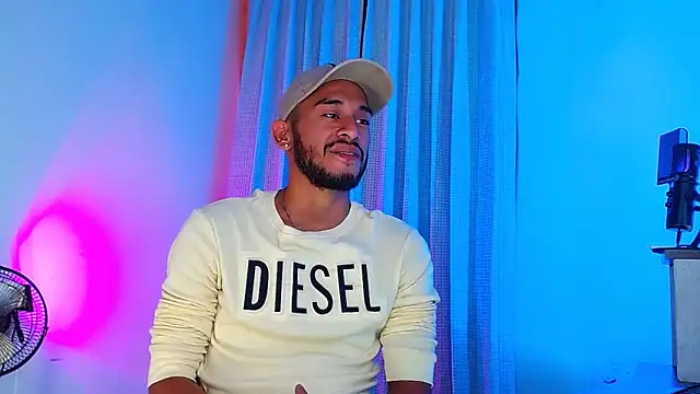 DanteSantoro online show from March 2026 11:28:02 PM