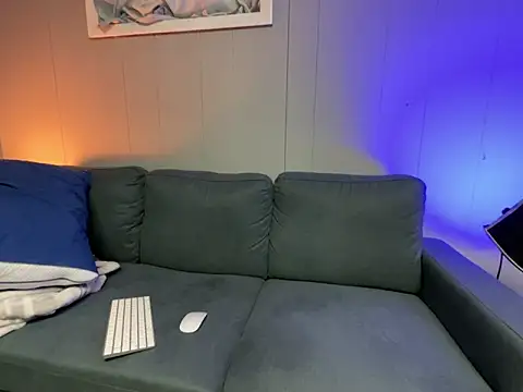 mouser21212 online show from January 2025 02:59:01 PM