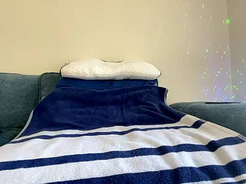 mouser21212 online show from November 2025 06:46:02 PM