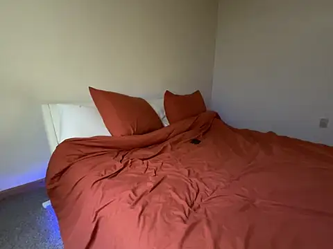 mouser21212 online show from April 2026 08:42:02 PM