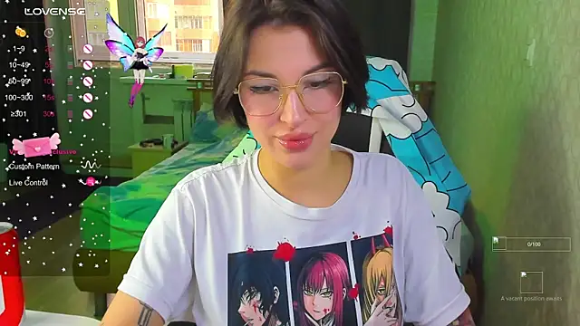 Snapshot of folinskayyya chatting on November 2025 03:34:01 AM folinskayyya online show from November 2025 03:34:01 AM