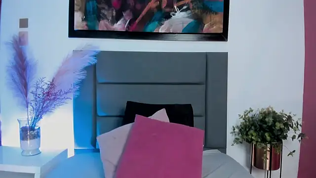 LisaHadwin online show from February 2025 09:25:02 PM