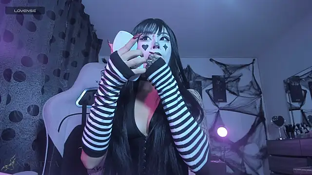 satanbabee online show from October 2025 10:42:02 PM