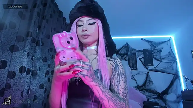 satanbabee online show from October 2025 11:20:02 PM