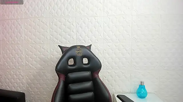 Alessandraa ferri  online show from December 2024 09:02:01 PM