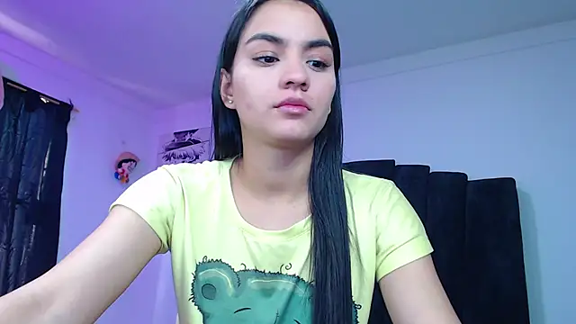 Ariel Zeo1 online show from October 2025 07:35:02 PM