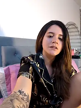 maliciaworld online show from December 2025 02:20:02 AM