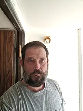 zefside42 online show from November 2025 12:18:01 PM