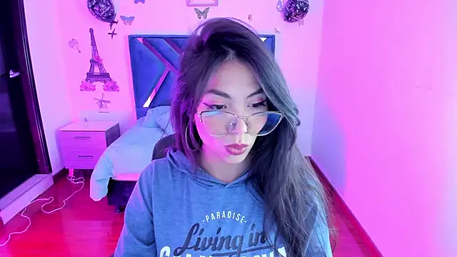 Aylinn diaz online show from January 2025 11:43:02 PM