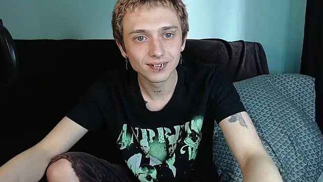 Snapshot of axxxturel chatting on December 2024 12:36:01 PM axxxturel online show from December 2024 12:36:01 PM