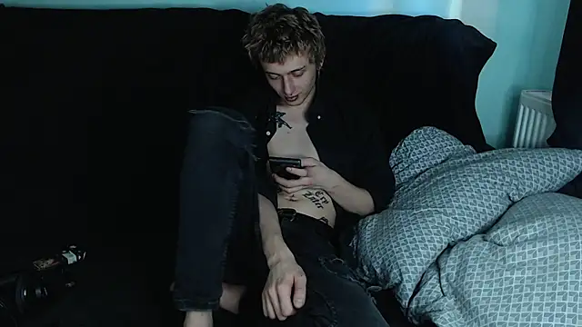 Snapshot of axxxturel chatting on January 2025 07:01:02 AM axxxturel online show from January 2025 07:01:02 AM