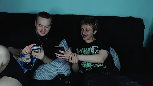 Snapshot of axxxturel chatting on January 2025 03:42:02 AM axxxturel online show from January 2025 03:42:02 AM