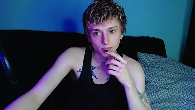 Snapshot of axxxturel chatting on February 2025 07:33:02 PM axxxturel online show from February 2025 07:33:02 PM