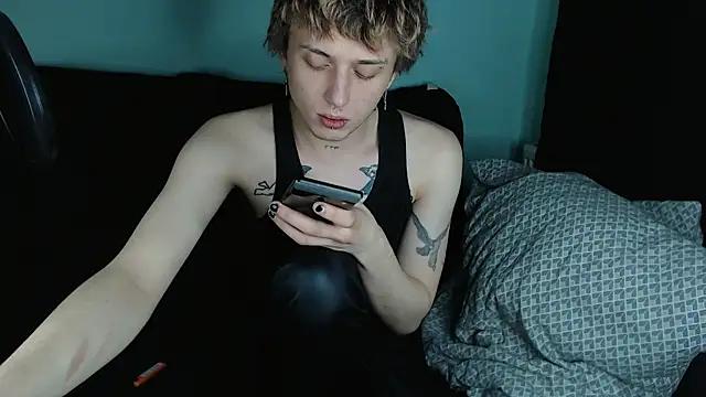 Snapshot of axxxturel chatting on February 2025 11:15:01 PM axxxturel online show from February 2025 11:15:01 PM