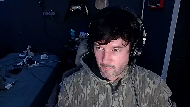 Stix Zadinia online show from December 2025 03:00:01 AM