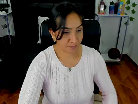 Violeta stilll online show from November 2025 07:12:01 PM