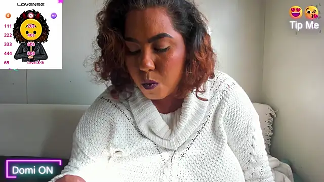 isobeladams20 online show from December 2024 11:45:01 AM