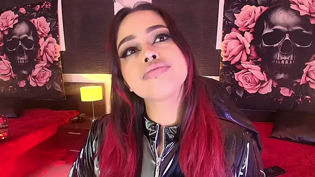 Snapshot of EvaaFoxxy1 chatting on April 2026 12:13:01 PM EvaaFoxxy1 online show from April 2026 12:13:01 PM