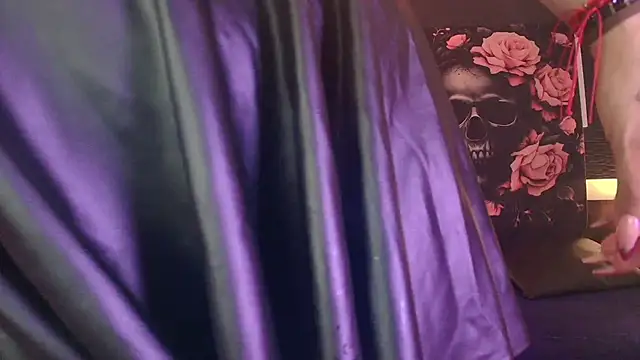 Snapshot of EvaaFoxxy1 chatting on April 2026 12:10:01 PM EvaaFoxxy1 online show from April 2026 12:10:01 PM