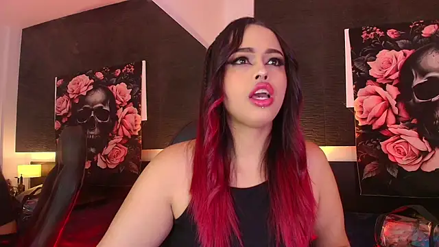 Snapshot of EvaaFoxxy1 chatting on April 2026 12:01:01 PM EvaaFoxxy1 online show from April 2026 12:01:01 PM