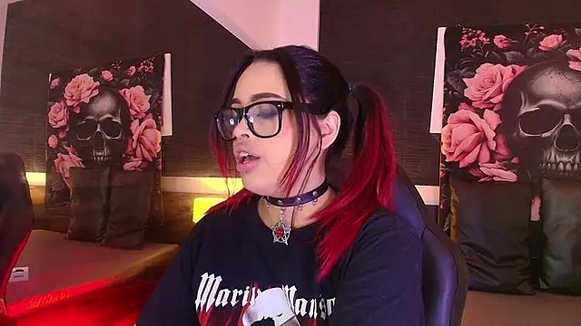 Snapshot of EvaaFoxxy1 chatting on April 2026 12:28:02 PM EvaaFoxxy1 online show from April 2026 12:28:02 PM