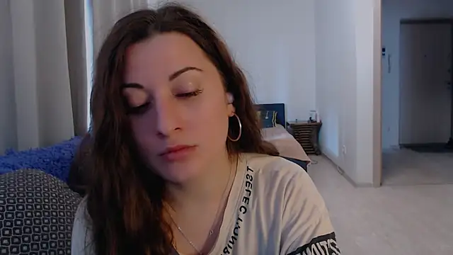 Helen Adams  online show from July 2026 06:05:01 AM