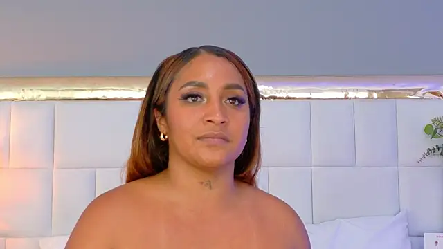 KateVenegas online show from March 2026 02:15:01 AM