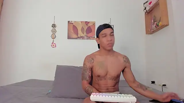 its me miley online show from April 2026 03:04:02 PM