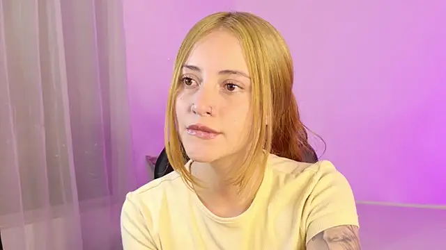 annie mora online show from April 2026 02:28:01 AM