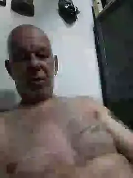 FabiQuilmes online show from January 2025 11:11:02 AM