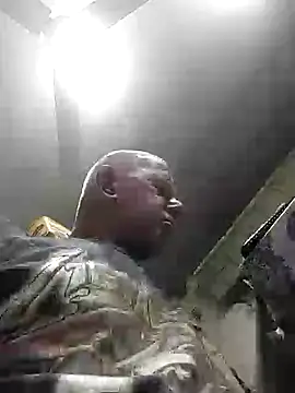 FabiQuilmes online show from October 2025 09:00:02 PM