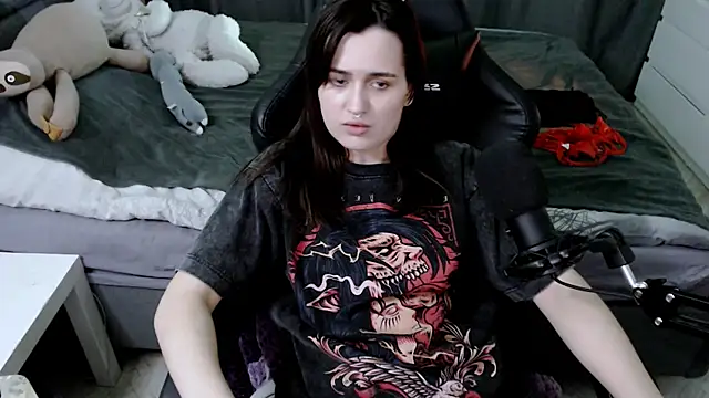 Snapshot of KiraYammy chatting on January 2025 04:34:02 AM KiraYammy online show from January 2025 04:34:02 AM