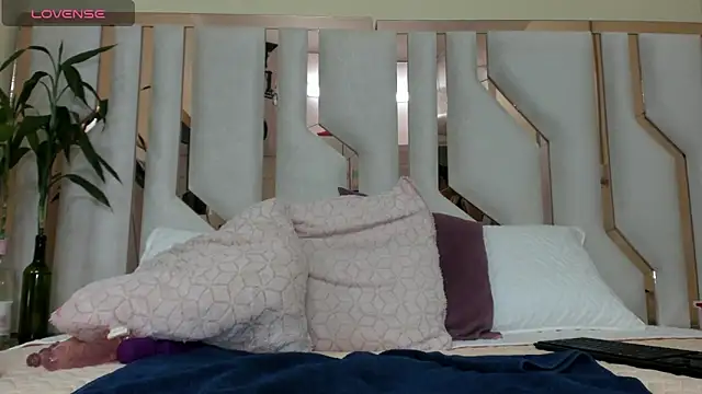 TifanyChill online show from January 2025 02:32:01 AM