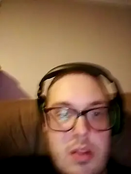 Snapshot of 420getsmehorny chatting on December 2024 12:41:02 AM 420getsmehorny online show from December 2024 12:41:02 AM