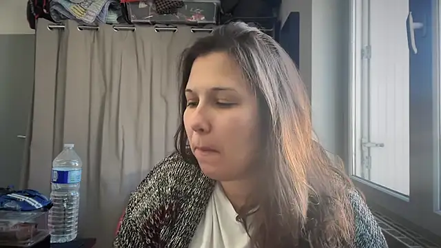 Snapshot of minette-sexy chatting on November 2025 10:03:02 AM minette-sexy online show from November 2025 10:03:02 AM