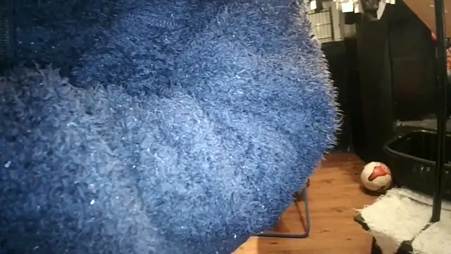 lukasdie online show from April 2026 01:00:02 AM