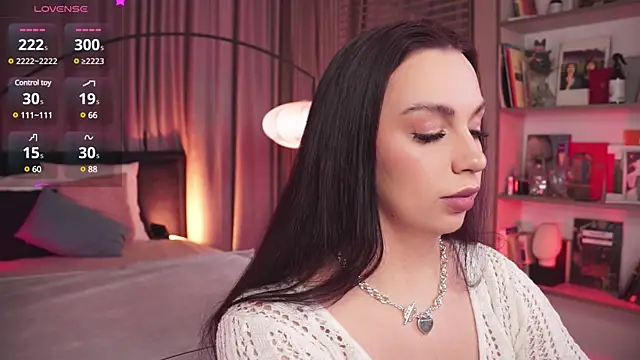 LunaNight online show from January 2025 08:47:01 PM