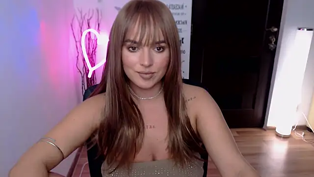 ChloeJewel1 online show from December 2025 02:01:01 PM