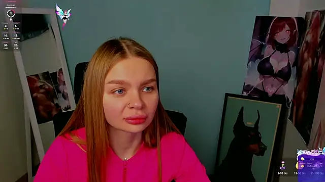 Snapshot of Molly_sweetie chatting on December 2024 07:06:02 AM Molly sweetie online show from December 2024 07:06:02 AM