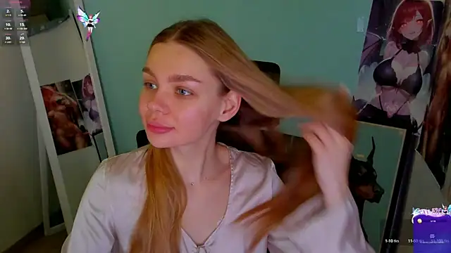 Snapshot of Molly_sweetie chatting on December 2024 06:43:02 AM Molly sweetie online show from December 2024 06:43:02 AM