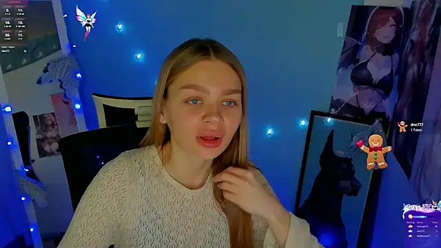 Snapshot of Molly_sweetie chatting on December 2024 10:18:02 AM Molly sweetie online show from December 2024 10:18:02 AM