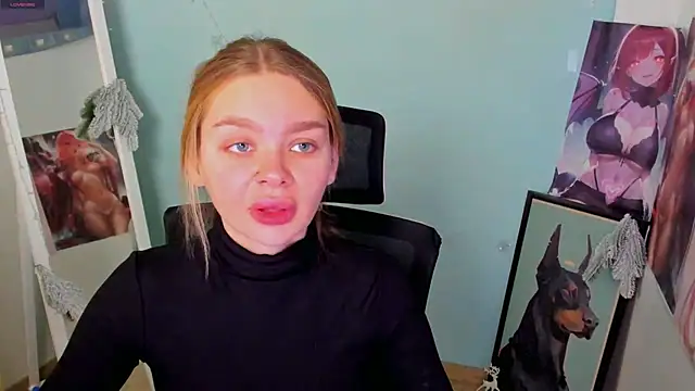 Snapshot of Molly_sweetie chatting on December 2024 09:50:01 AM Molly sweetie online show from December 2024 09:50:01 AM